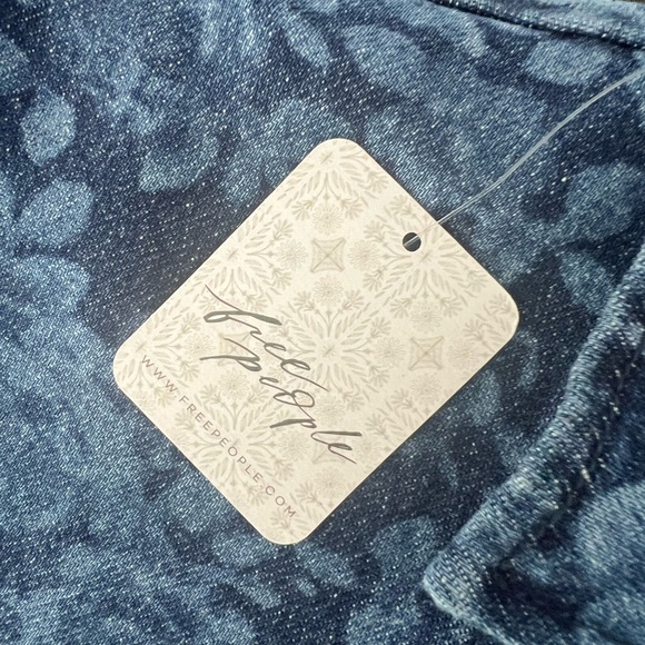 Free people denim jumpsuit boiler suit floral blue New XS overalls - Picture 11 of 16